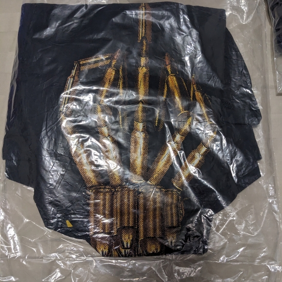 Bluebird Black T-Shirt - Picture 2 of 2